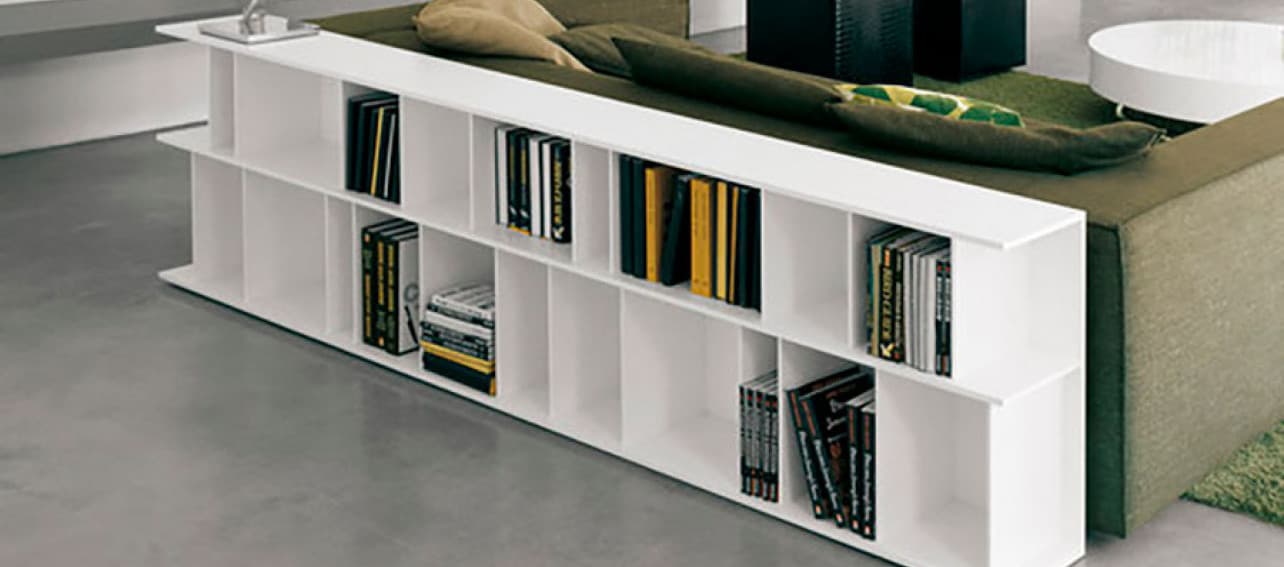 La parte de atrás del sofá ¡también se decora!