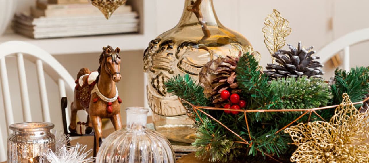 Encuentra buenas ideas para decorar con luces esta Navidad