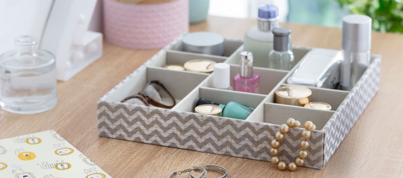 12 cajas y colgadores que te ayudarán a organizar un clóset fácilmente