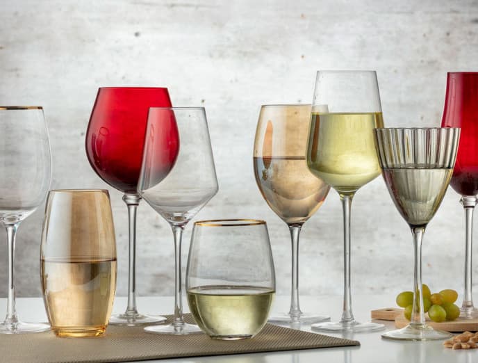 ¡Brindemos! Conoce los tipos de vasos y copas para cada bebida